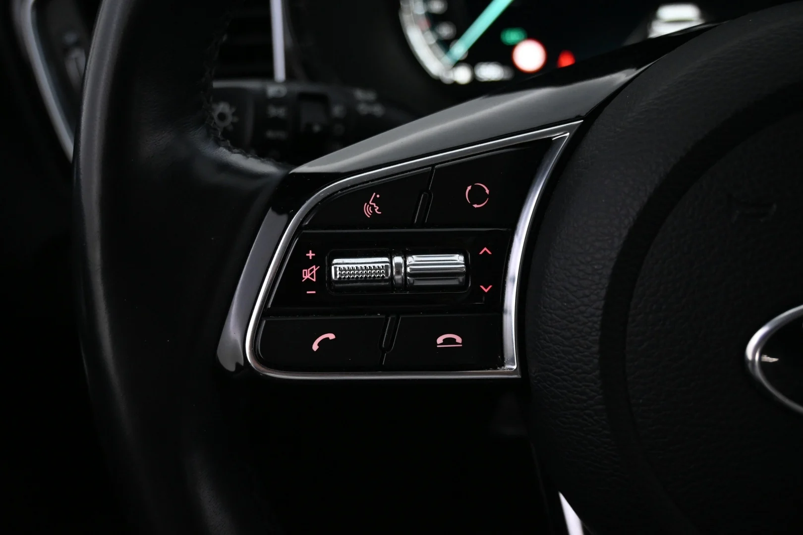 Car Image - 7t1VBaASfl54SzHZYTjgOq