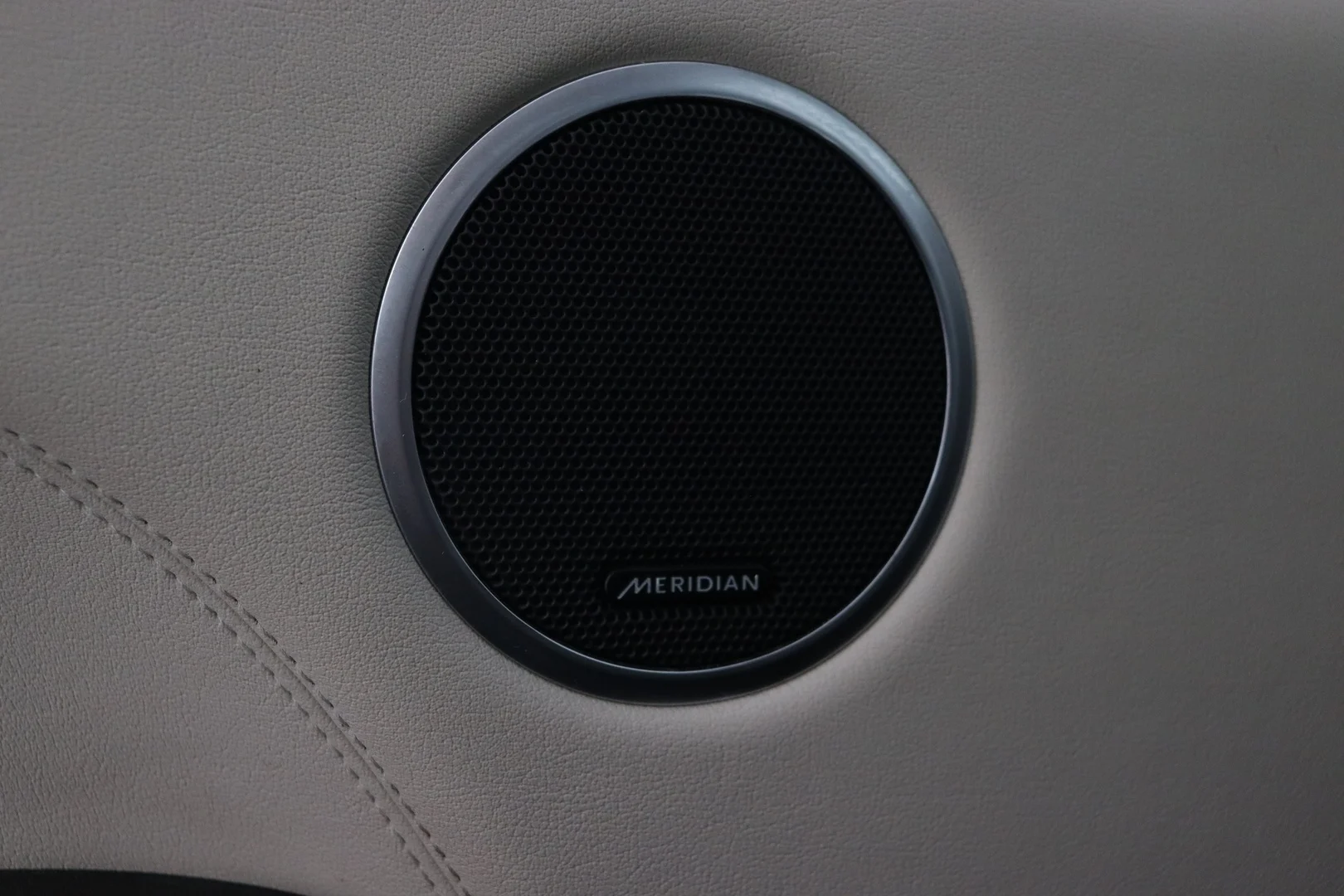 Car Image - 3Z6Owk3Fsj2NVm33YiPRgg