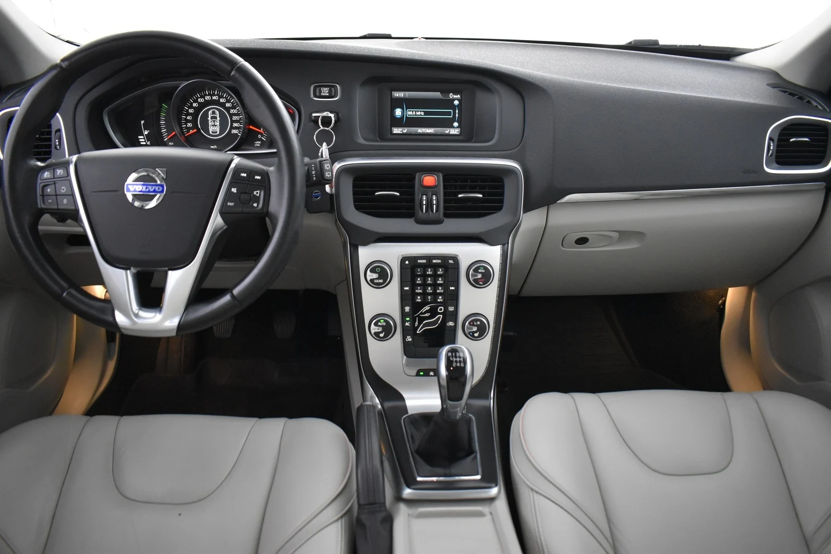 Car Image - 4lWsYOX30ykeoAOkCcSmOW