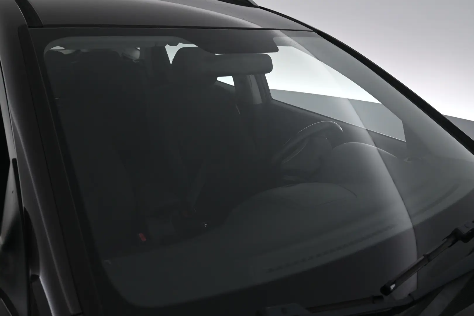Car Image - 16dMa1MIqajuWD8tfIMoyq