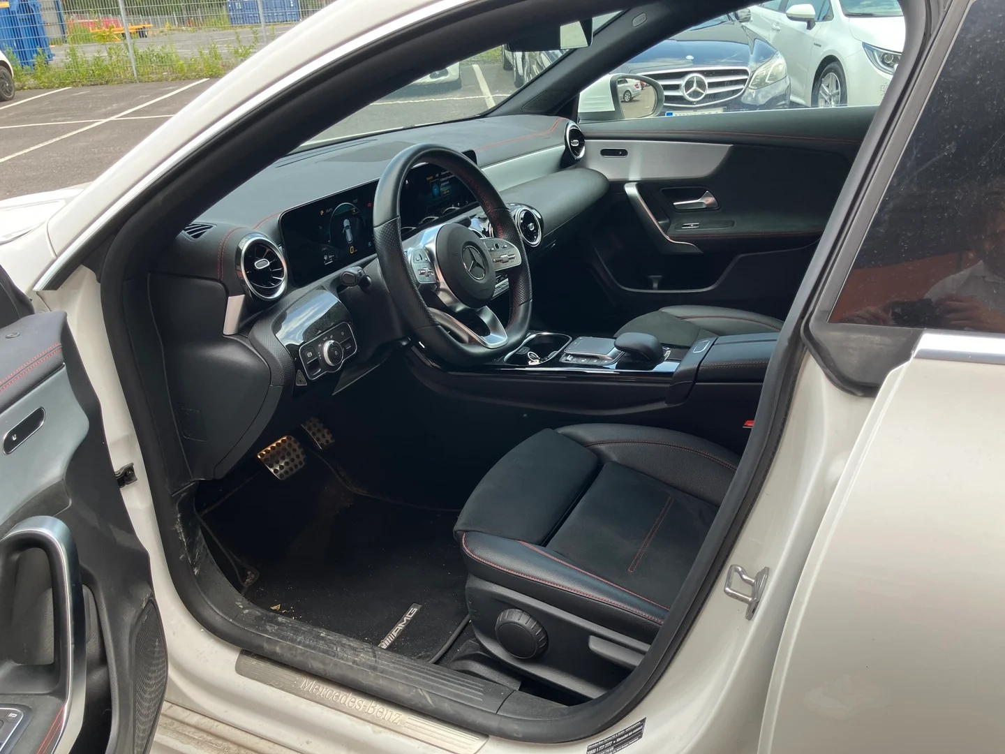 Car Image - 6xvw5WEttDf1USHPNq9L0s