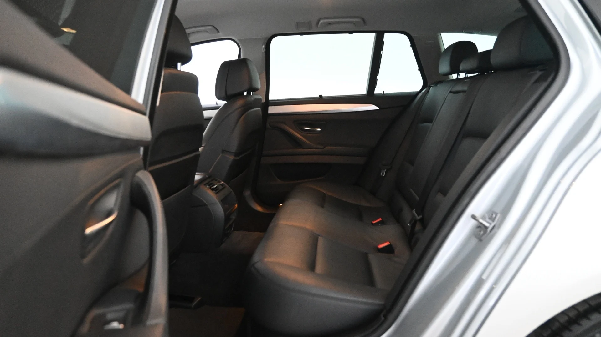 Car Image - 6it5Z3Bv1jEZ6KOpKzxGA4