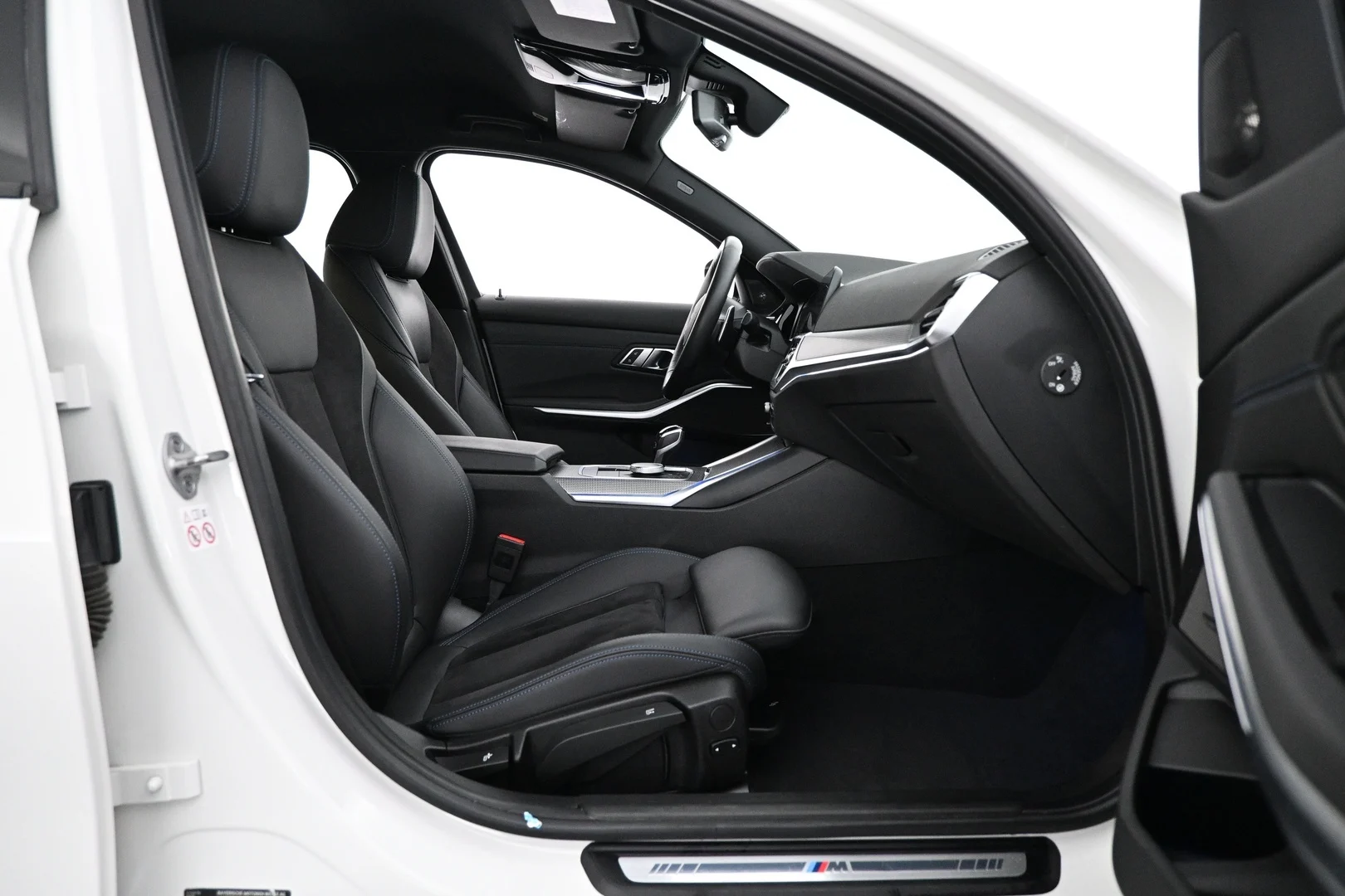 Car Image - 4OEhOY3Cnakf1fv81yEApW