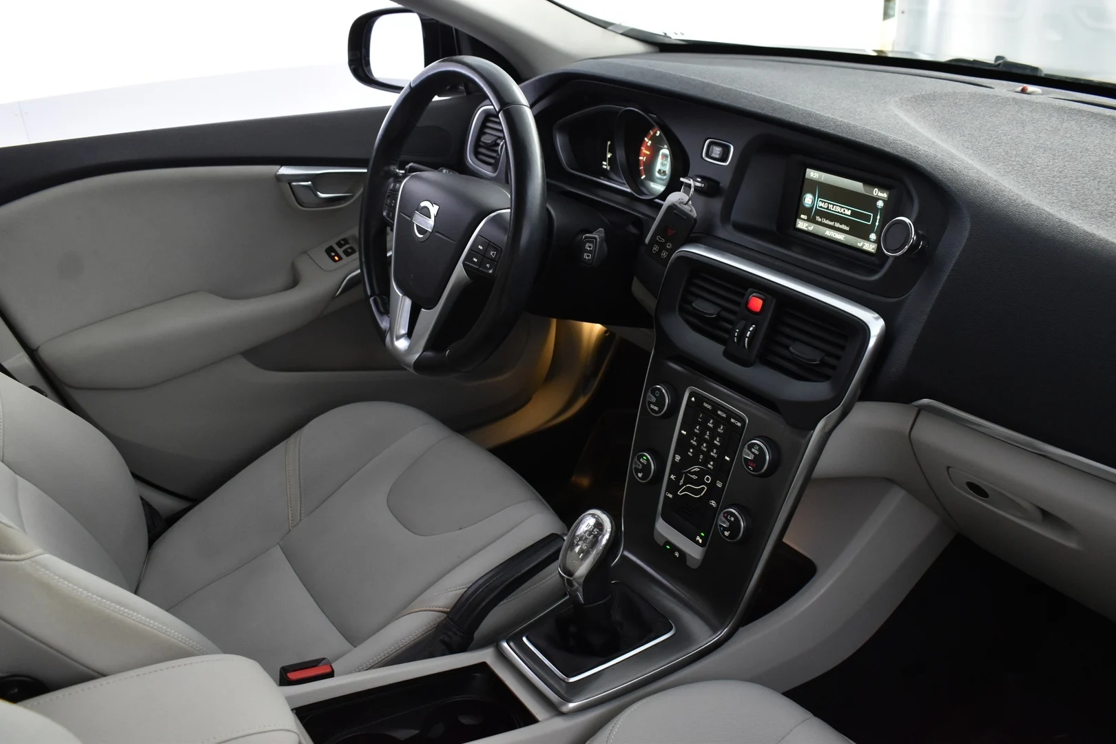 Car Image - 27fUDCNn5WkOmjIn3TuCLR