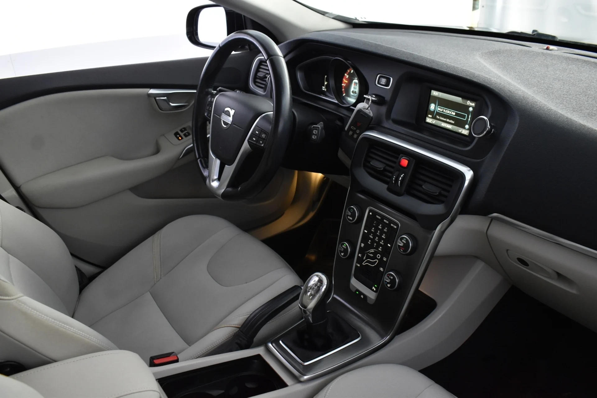 Car Image - 27fUDCNn5WkOmjIn3TuCLR