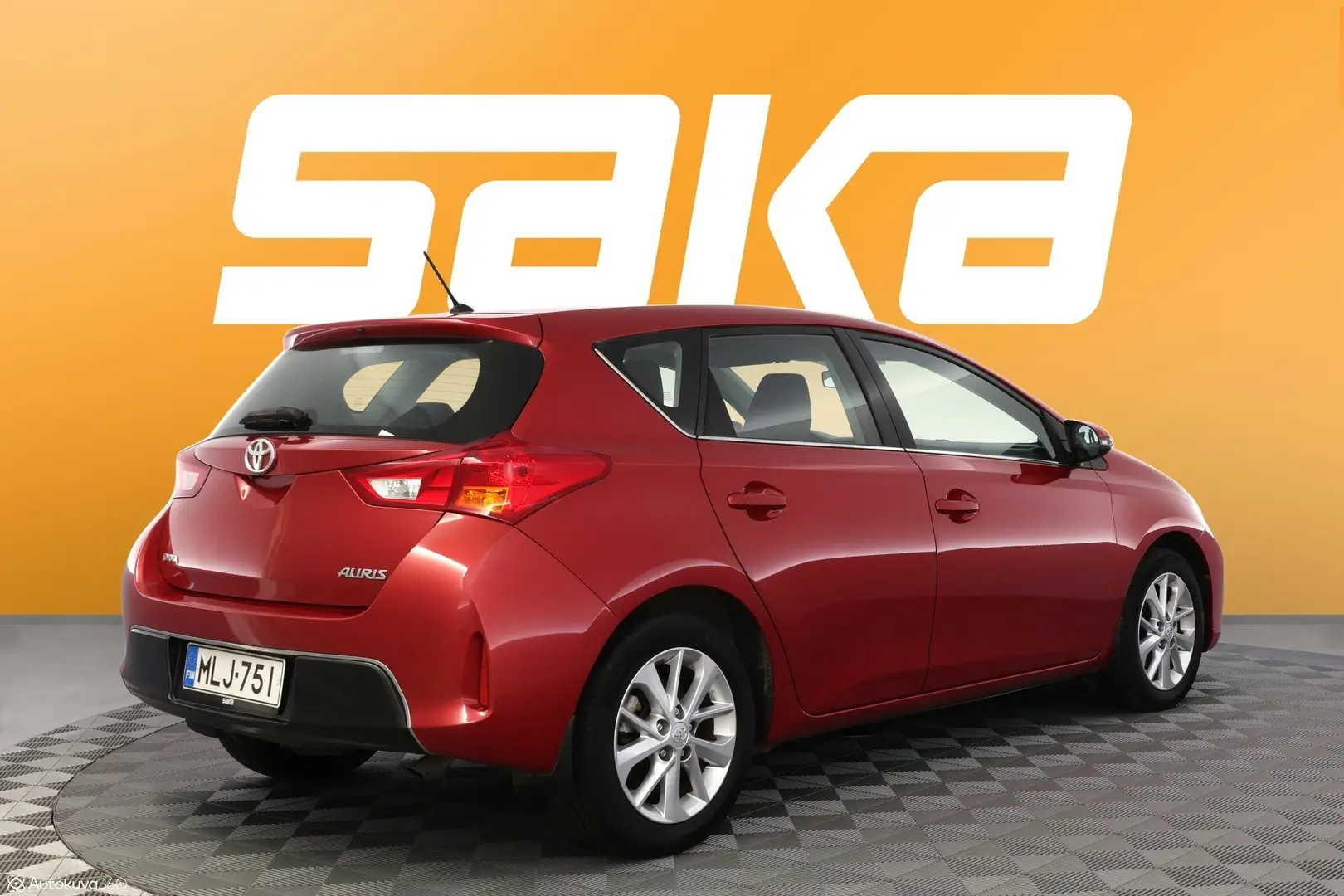 Car Image - 7FPn8zrT8HD973fMtO15pQ