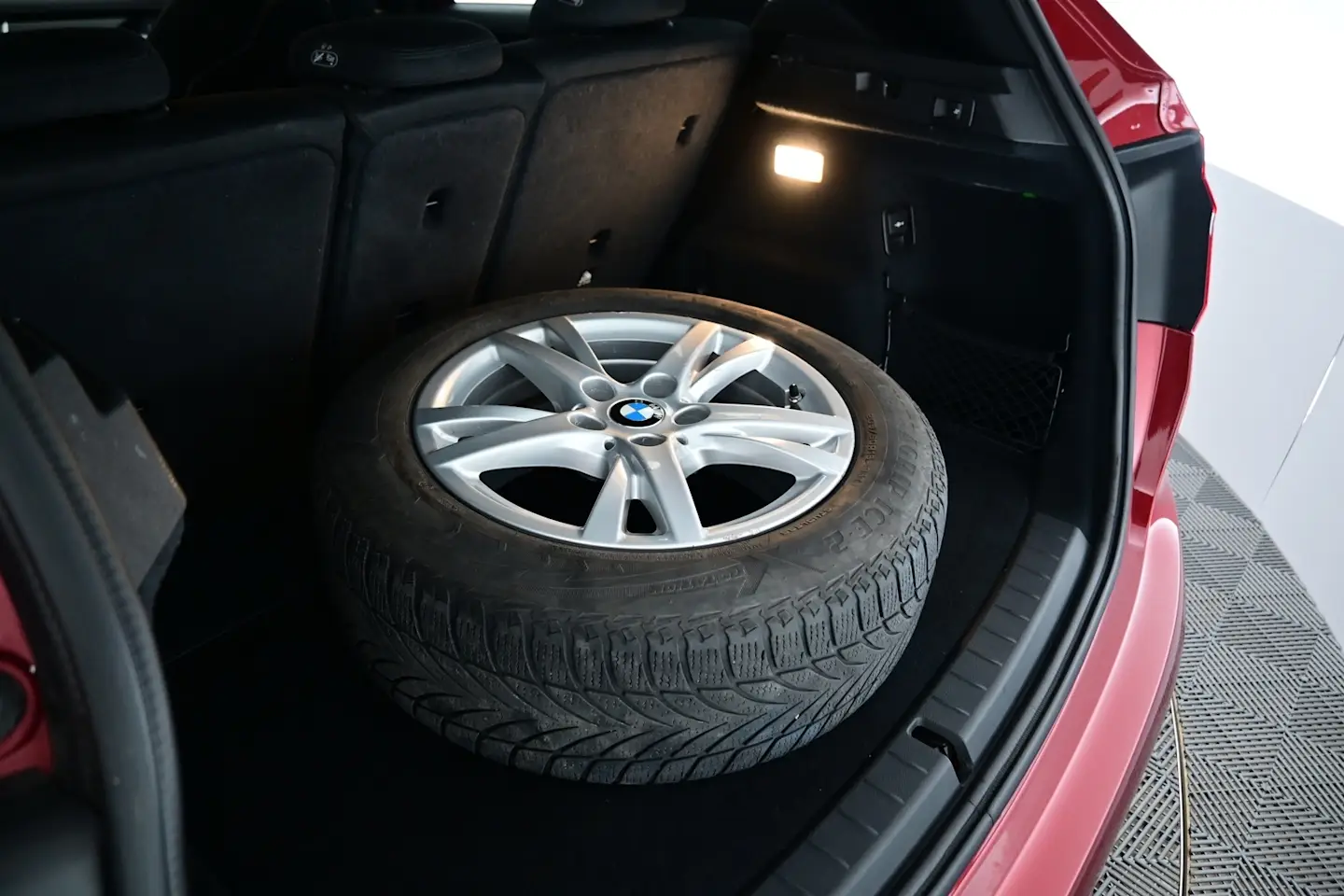 Car Image - 1B2DooCANXUDnFvIrLY12Y