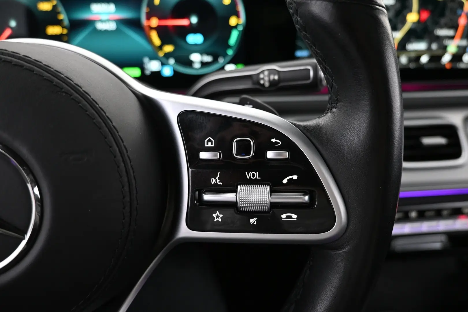 Car Image - ii4w1pBCCUHXDtJpHslcf