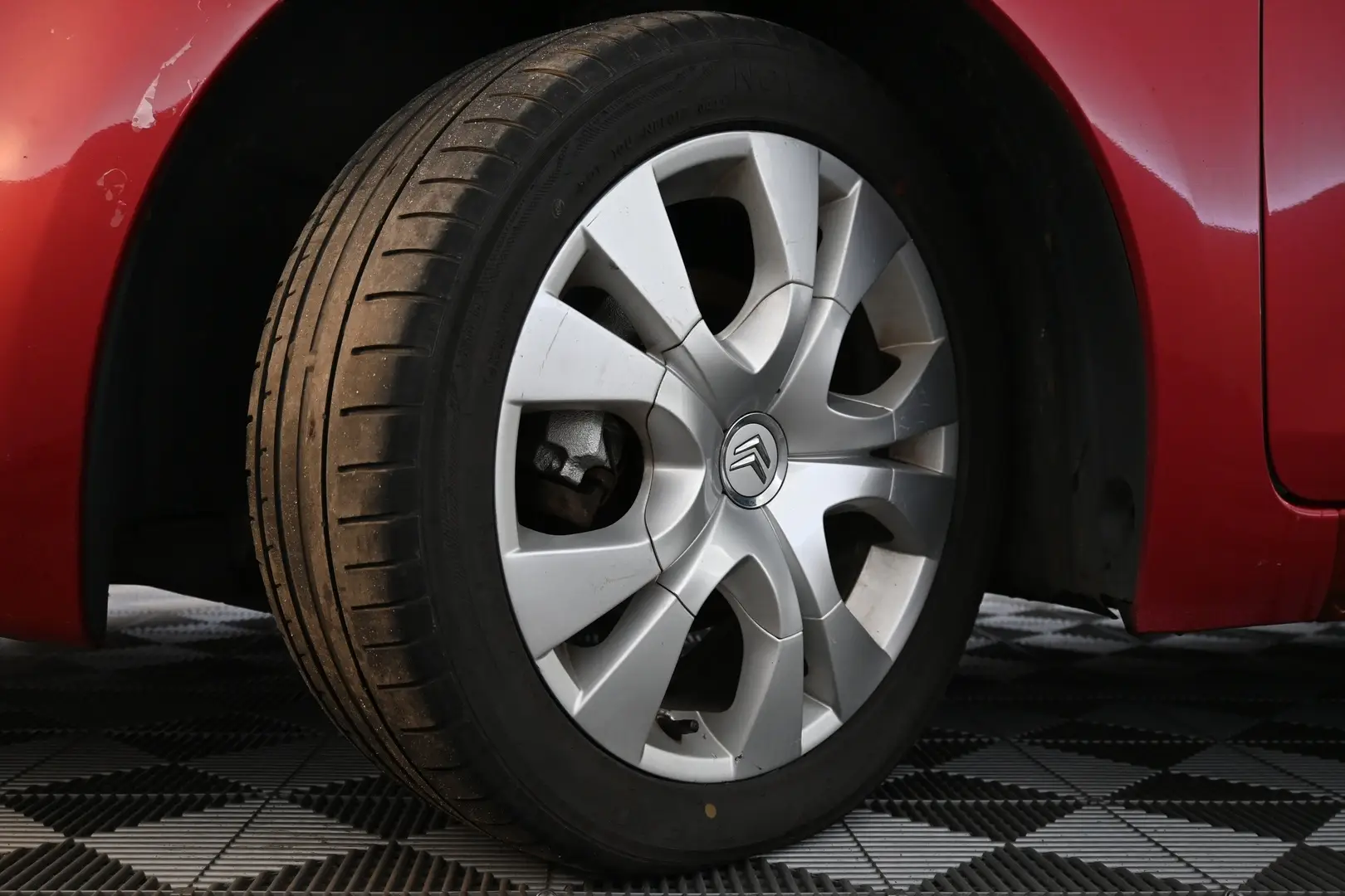 Car Image - 1xFdAt7O5dIC9szSv0Kecz