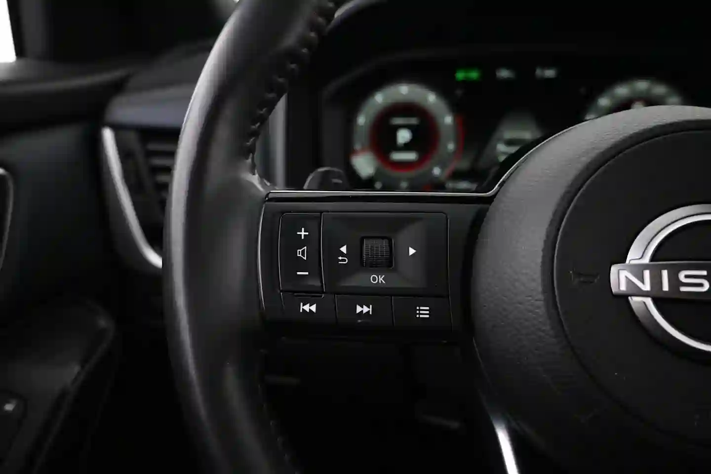 Car Image - 6lwoF4ud9Erh5lqiZNMmNv