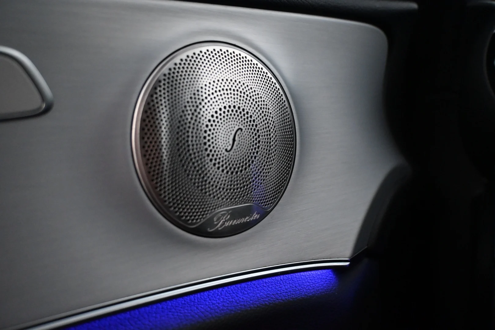 Car Image - zIo4Qm4pf52oiwTrClOQW