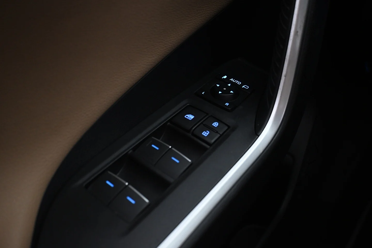 Car Image - 5CASDdZVJktboIRymRR5I7