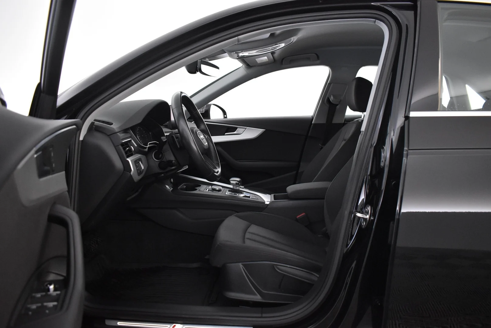 Car Image - 52gKKVGdm4ulDCVF41dg7t
