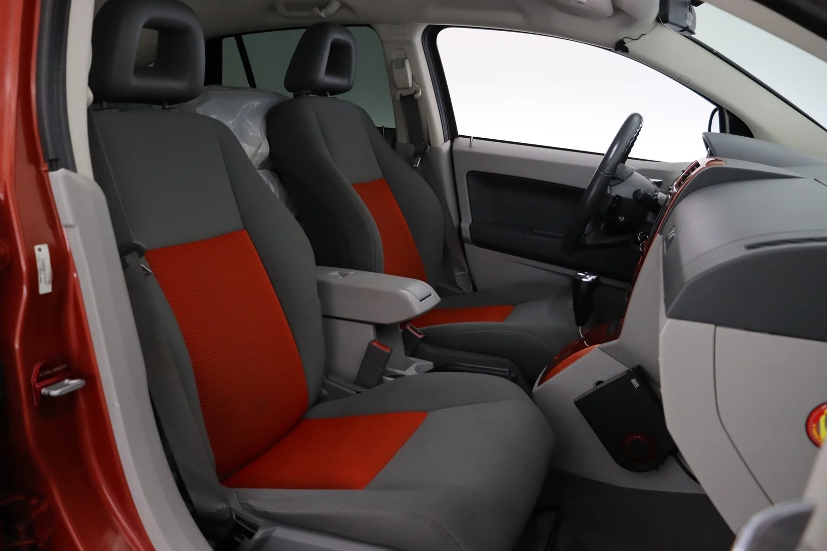 Car Image - 5NiziwLjy2r9QB7dE3g8yx