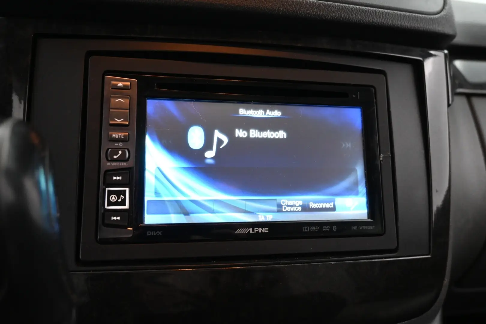 Car Image - 7DhOgUiMj15NMxEpeNlcWp