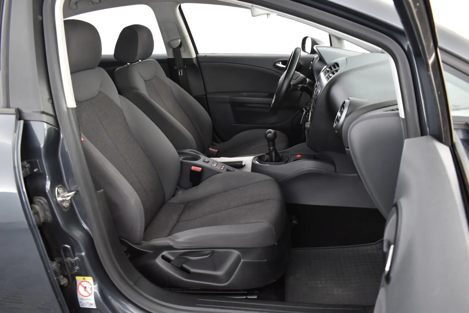 Car Image - 2fNquKYeN5zCgdxiO6wDqq