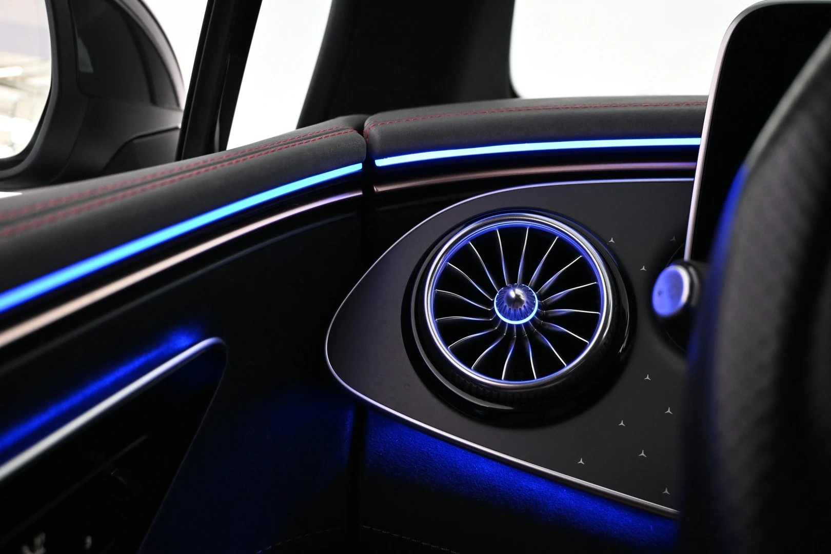 Car Image - 1fSHhl2IWDATuKNEFaLCXH