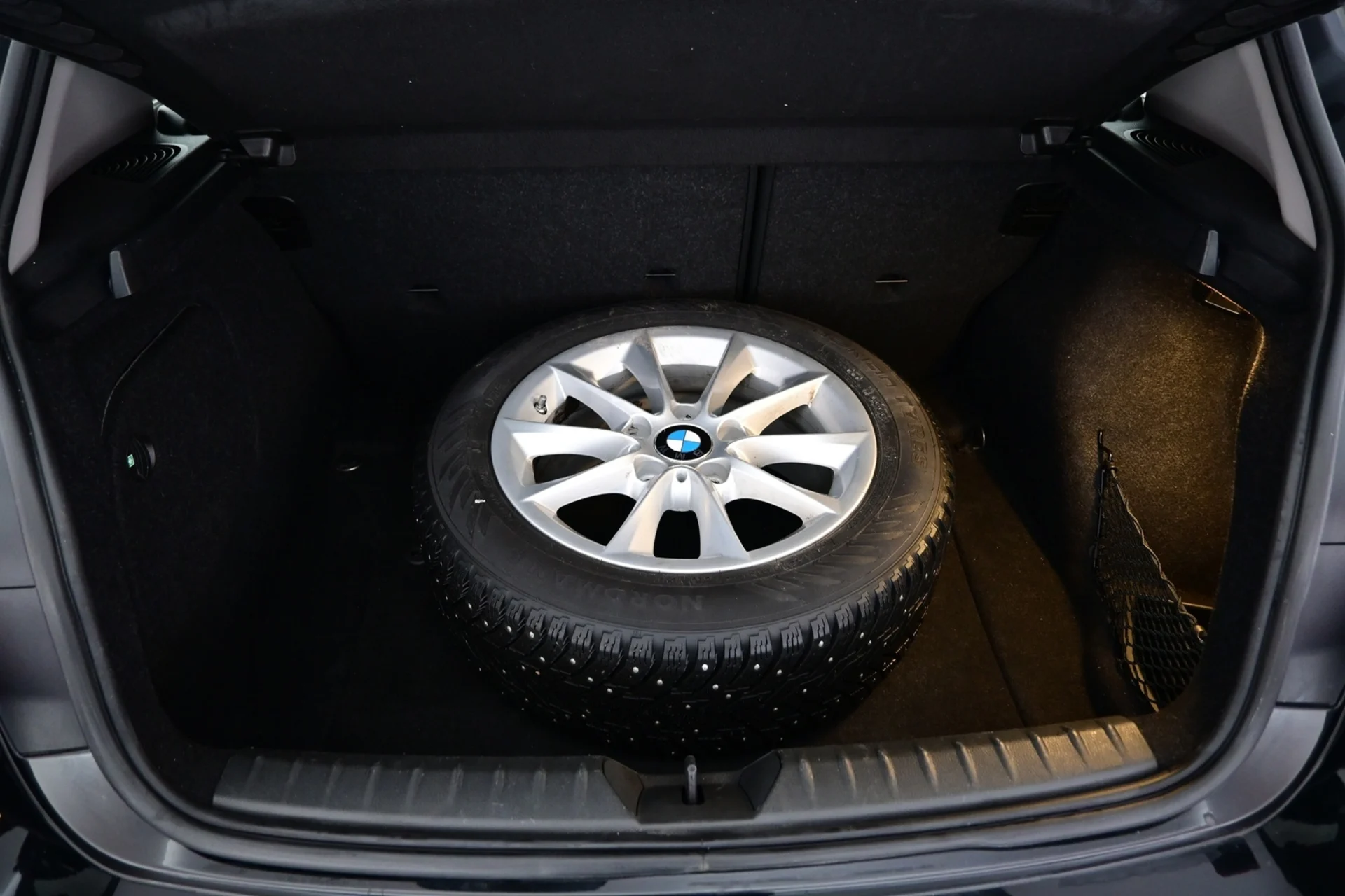 Car Image - 4dYq3wA14qiLDgQUPDrx3R