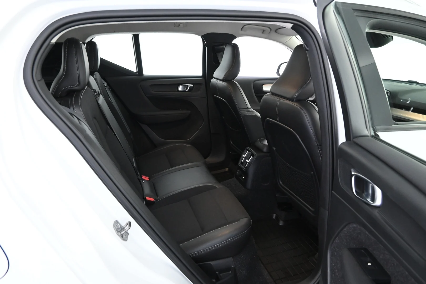 Car Image - 5b2Ppoqeoq4ZGXRFARIh0q