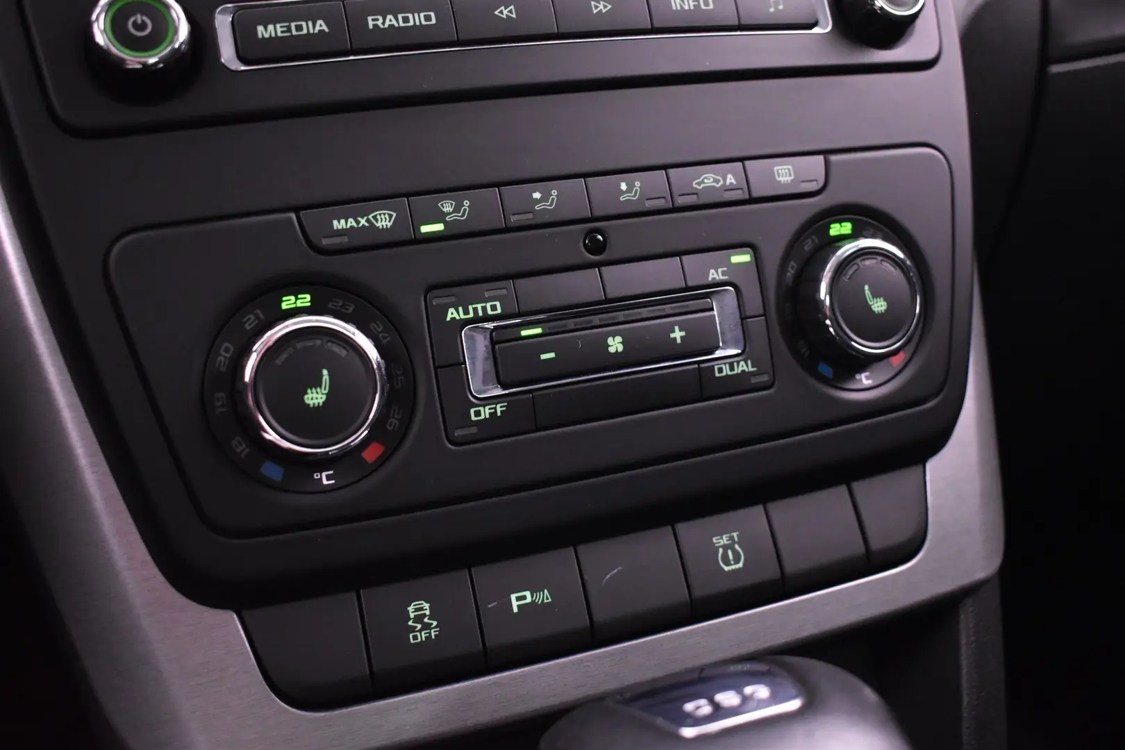 Car Image - 4R3h9hmYzpzQktl6YzLNZ7