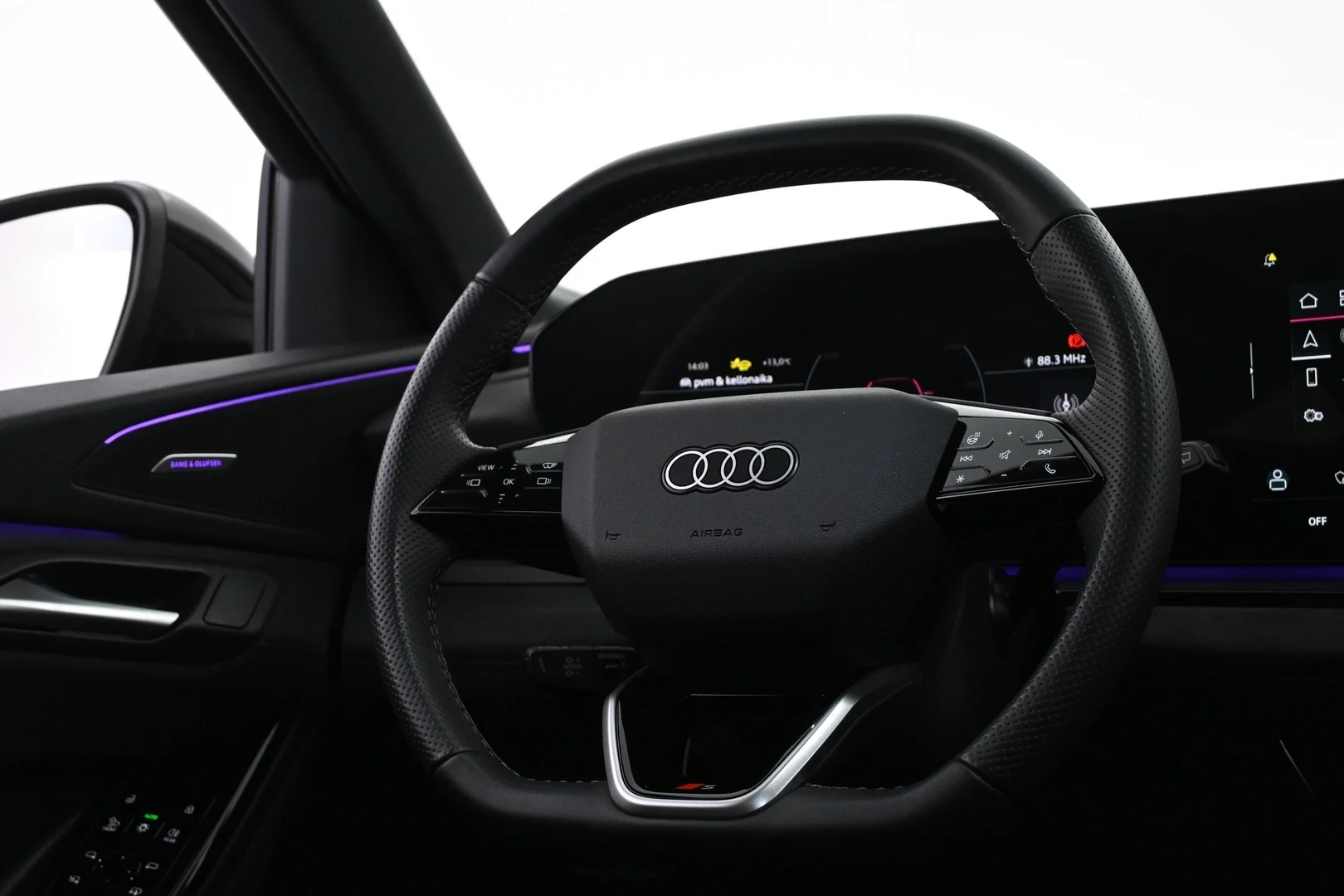 Car Image - 2PmQDPxTbVFuWeDB28MB4F