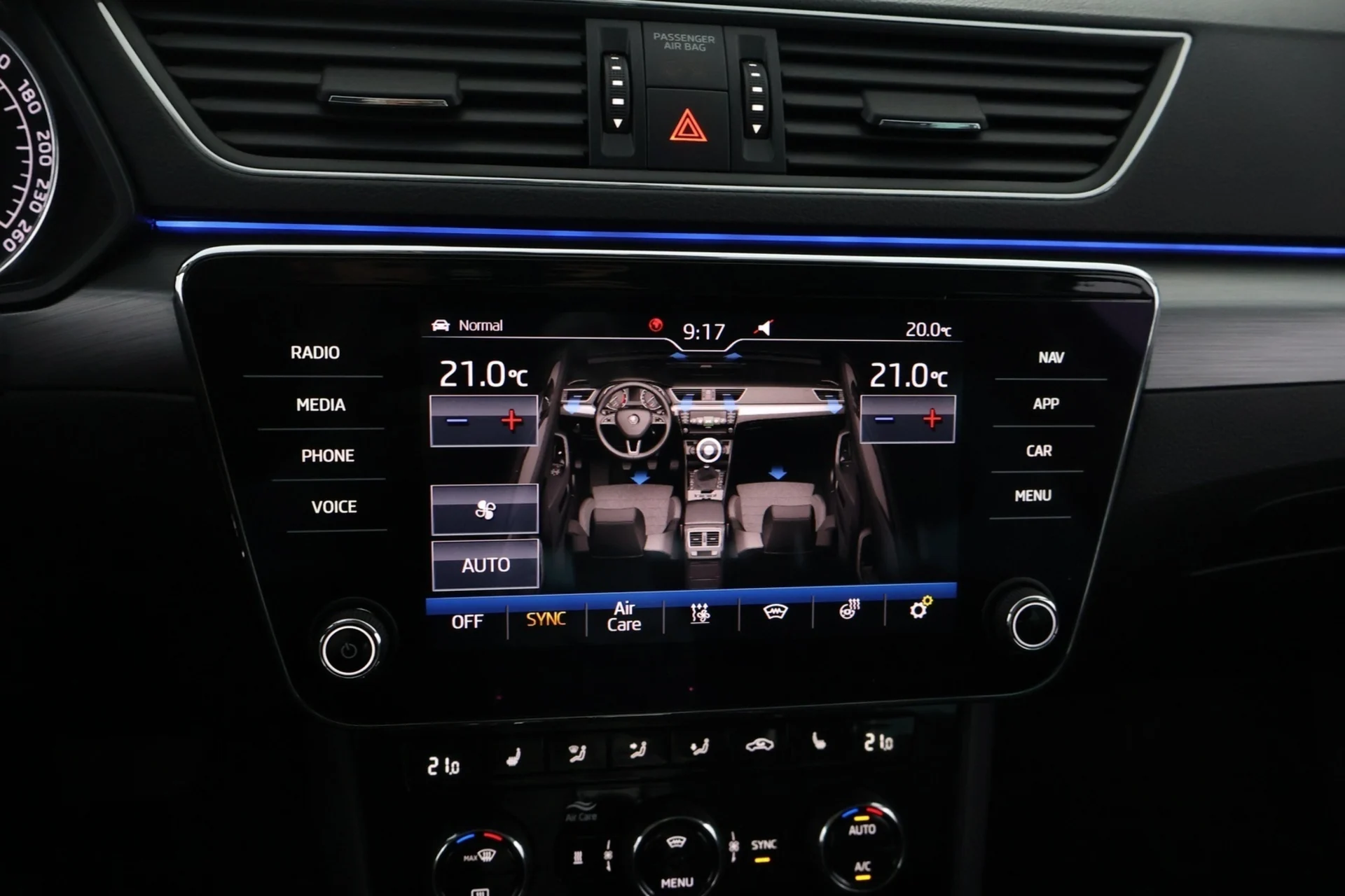 Car Image - 5WDY7csIN0l5btv77q1rXF