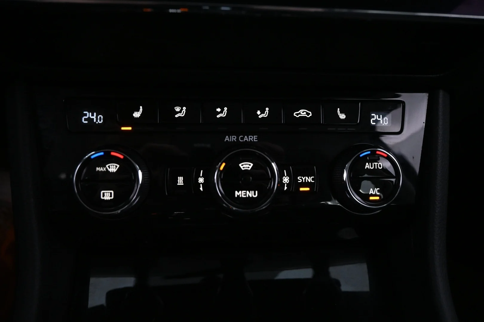 Car Image - jED9IBC5cv4NGFKDLZNA2