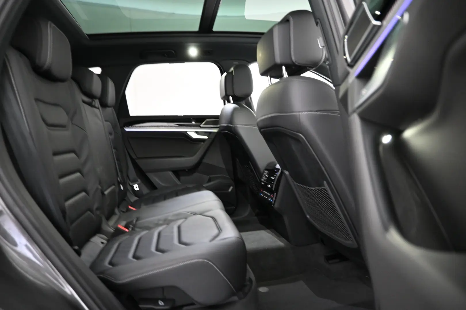 Car Image - 31z33pbrFM4IFXllkkKhvB