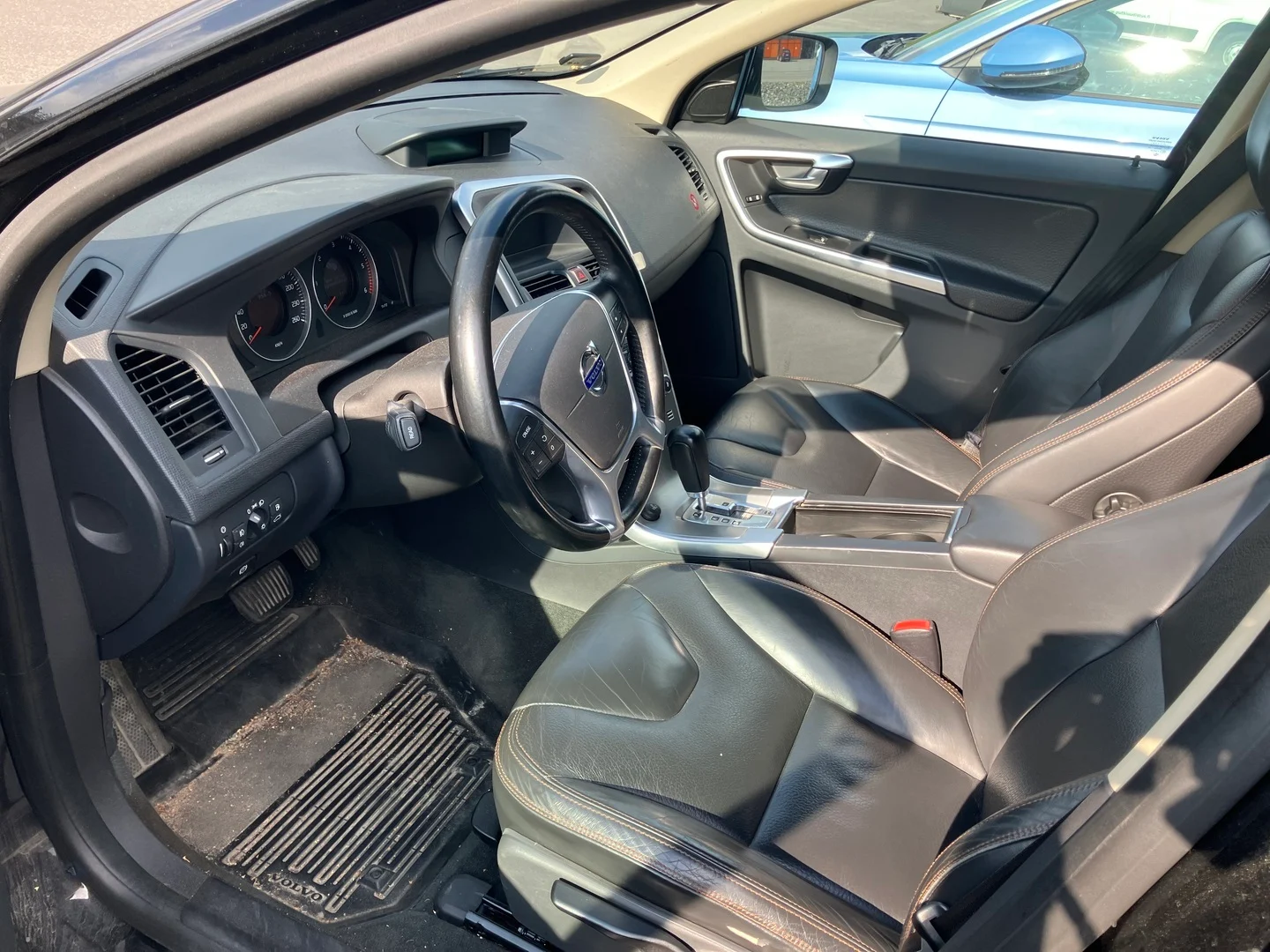 Car Image - iIKOSVHcmRccqVwSEbHqq