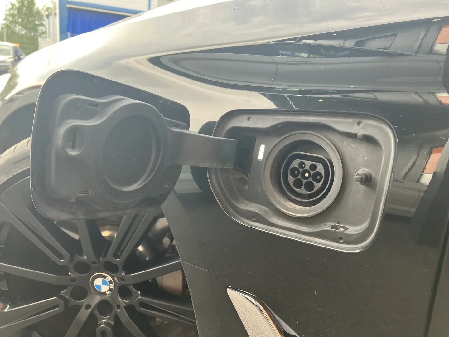 Car Image - 4k4cnUDkqKzXapP4XvNXvJ