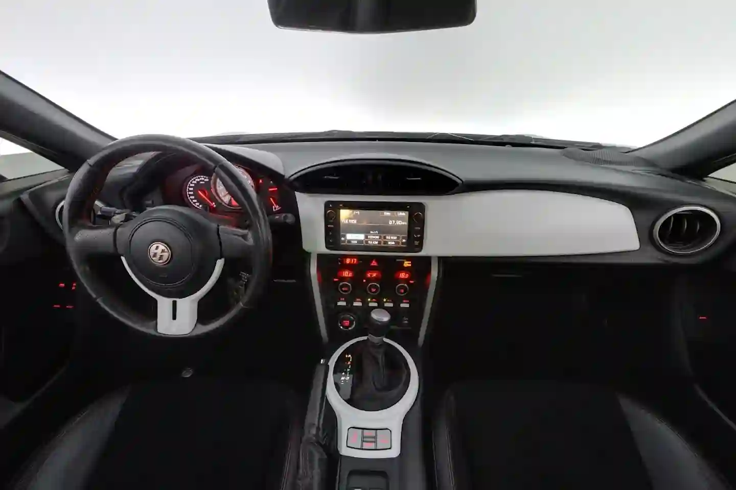 Car Image - 57uga1kz2AKhwHd8avi7Xn