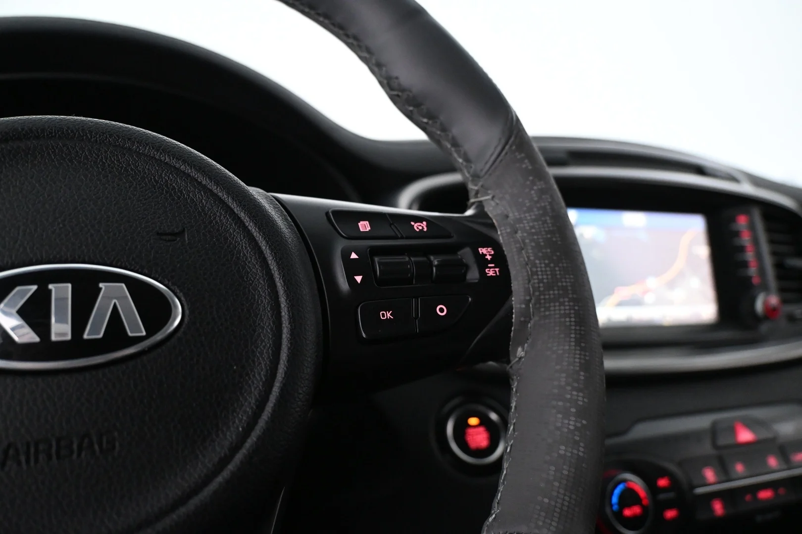 Car Image - 7aIsUShPyGPIqt3Cn77F68