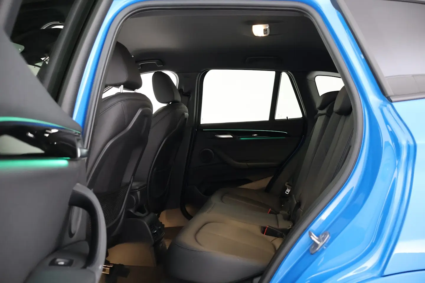 Car Image - 28OmVtr81YY9QiInBpXyv2