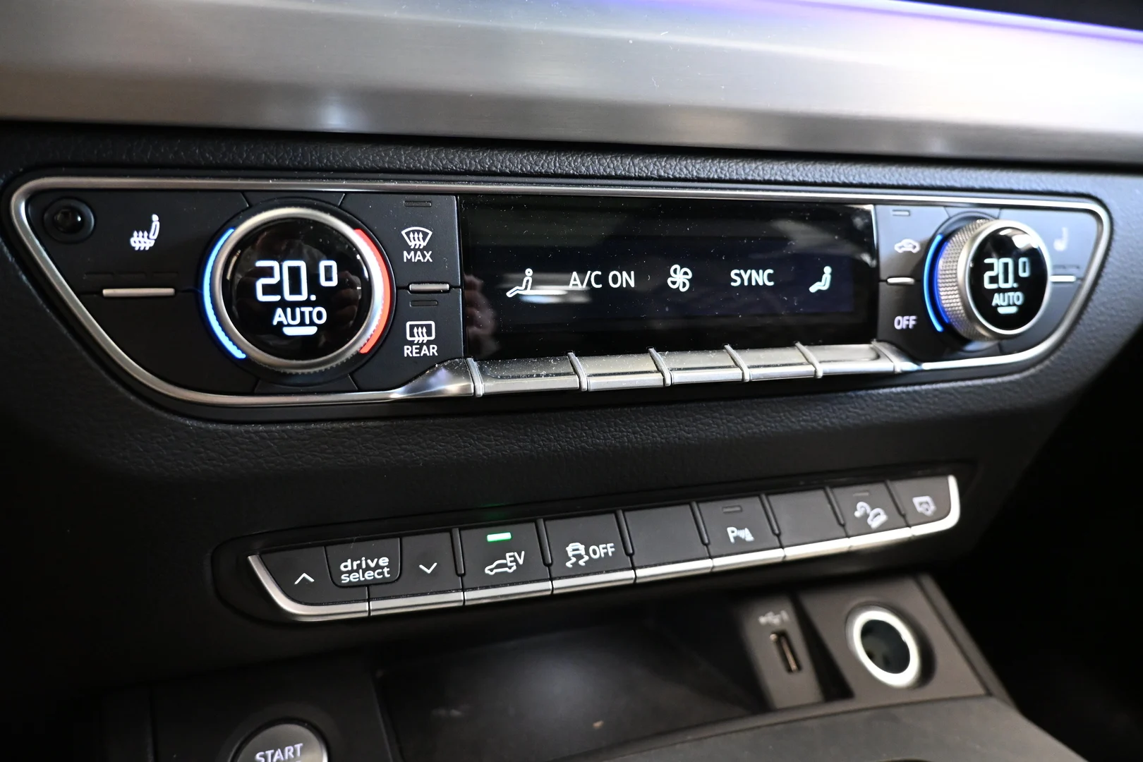 Car Image - 1n3KliyacGxdhCgdczm4lx