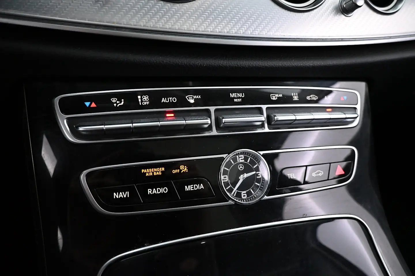 Car Image - 2t0QqOLLDi9IqCiXNAbHkQ