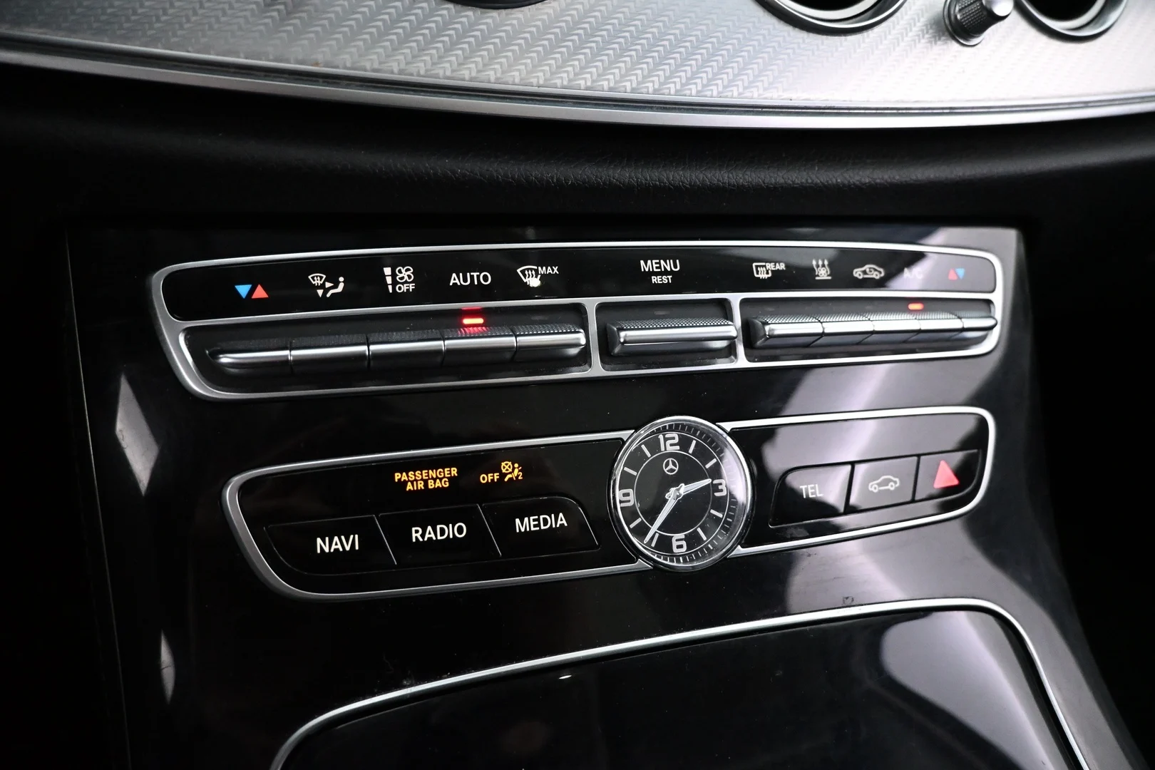 Car Image - 2t0QqOLLDi9IqCiXNAbHkQ