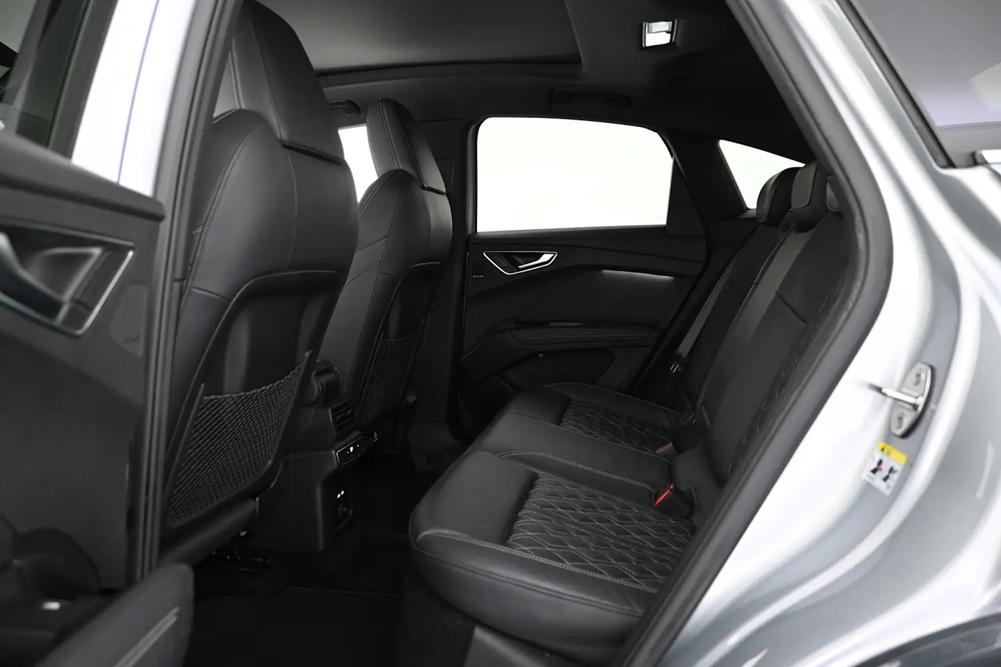 Car Image - q9WrH6Peld5pqYHBlf41l
