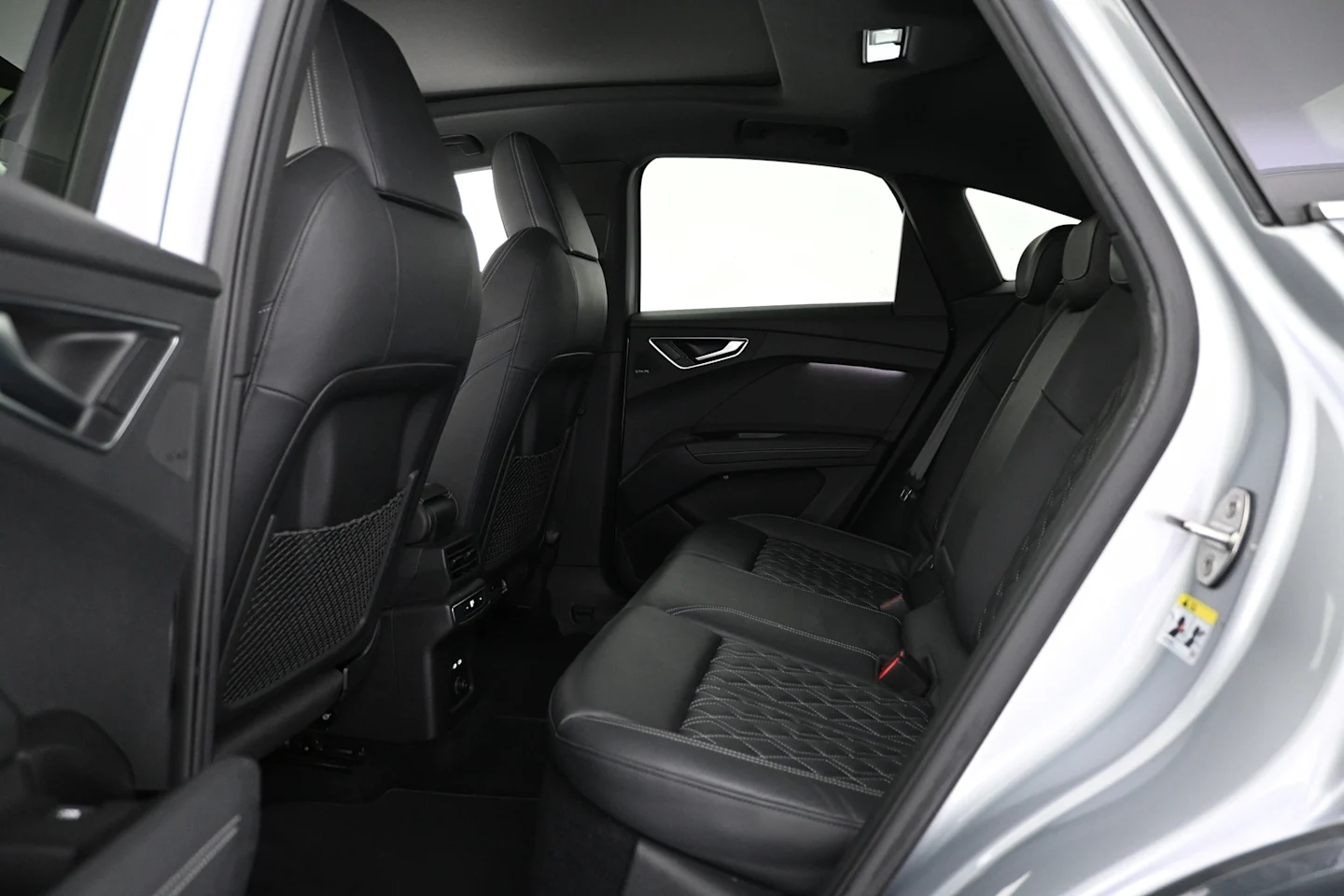 Car Image - q9WrH6Peld5pqYHBlf41l