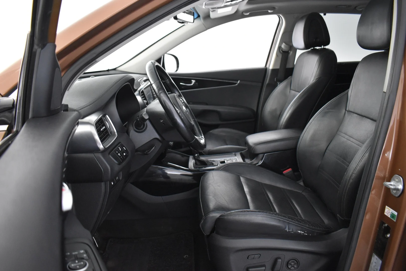 Car Image - Gvs1S1CtvCkX3dCba9ZgV