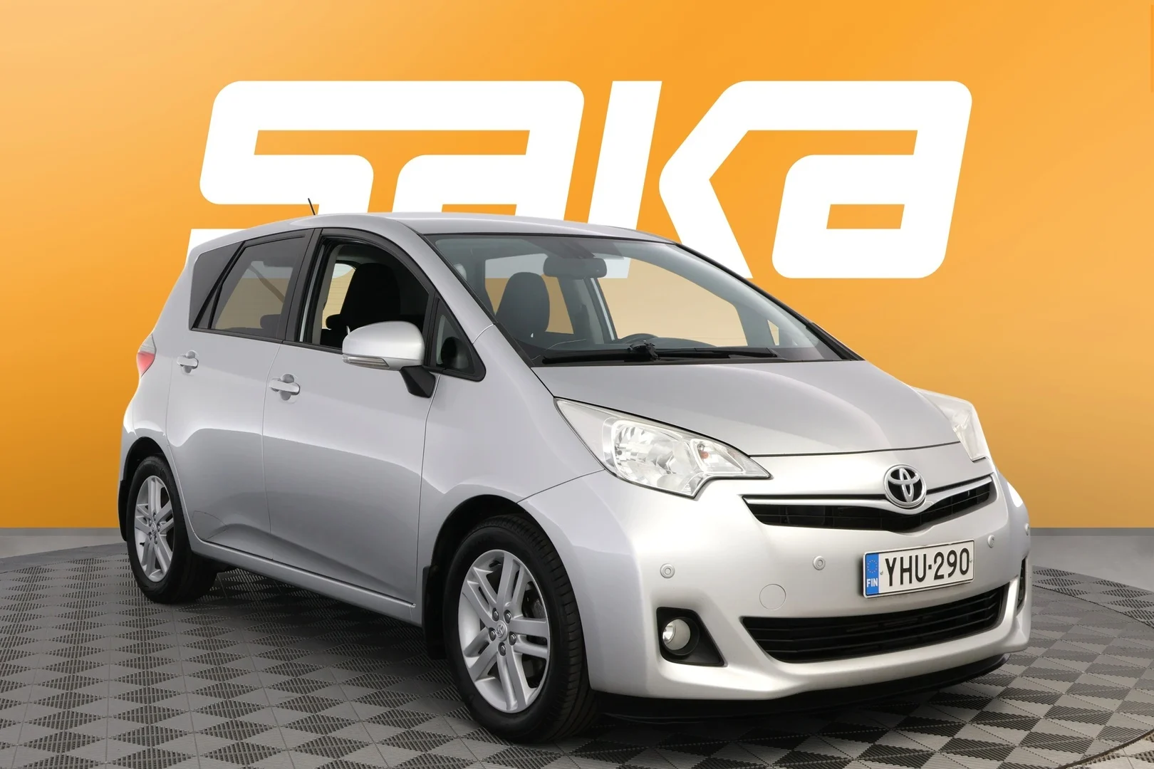 Car Image - 4KmJpWlMJMQnbBCw7akSoq