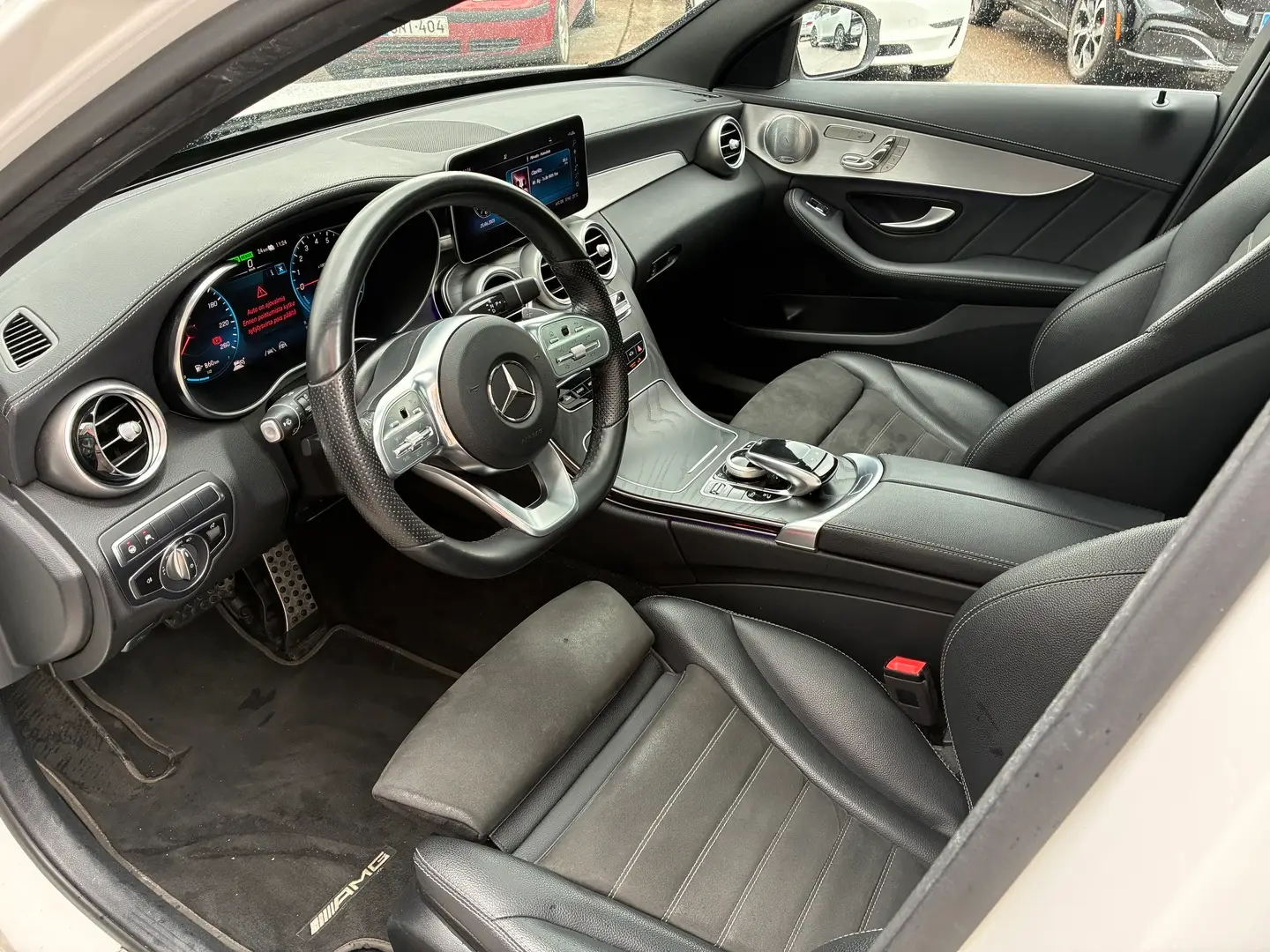 Car Image - 2QRBe5JKYEKjxEPdRcjiGh