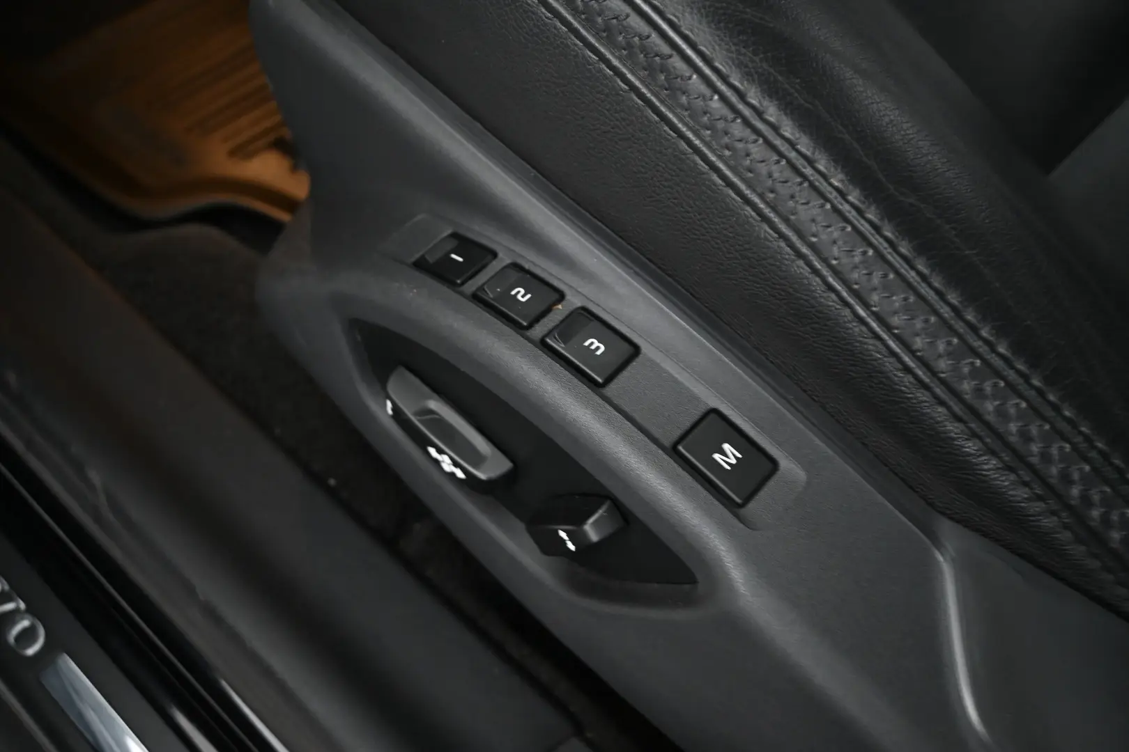 Car Image - VU3QdH35ggDFeFSqywDsw