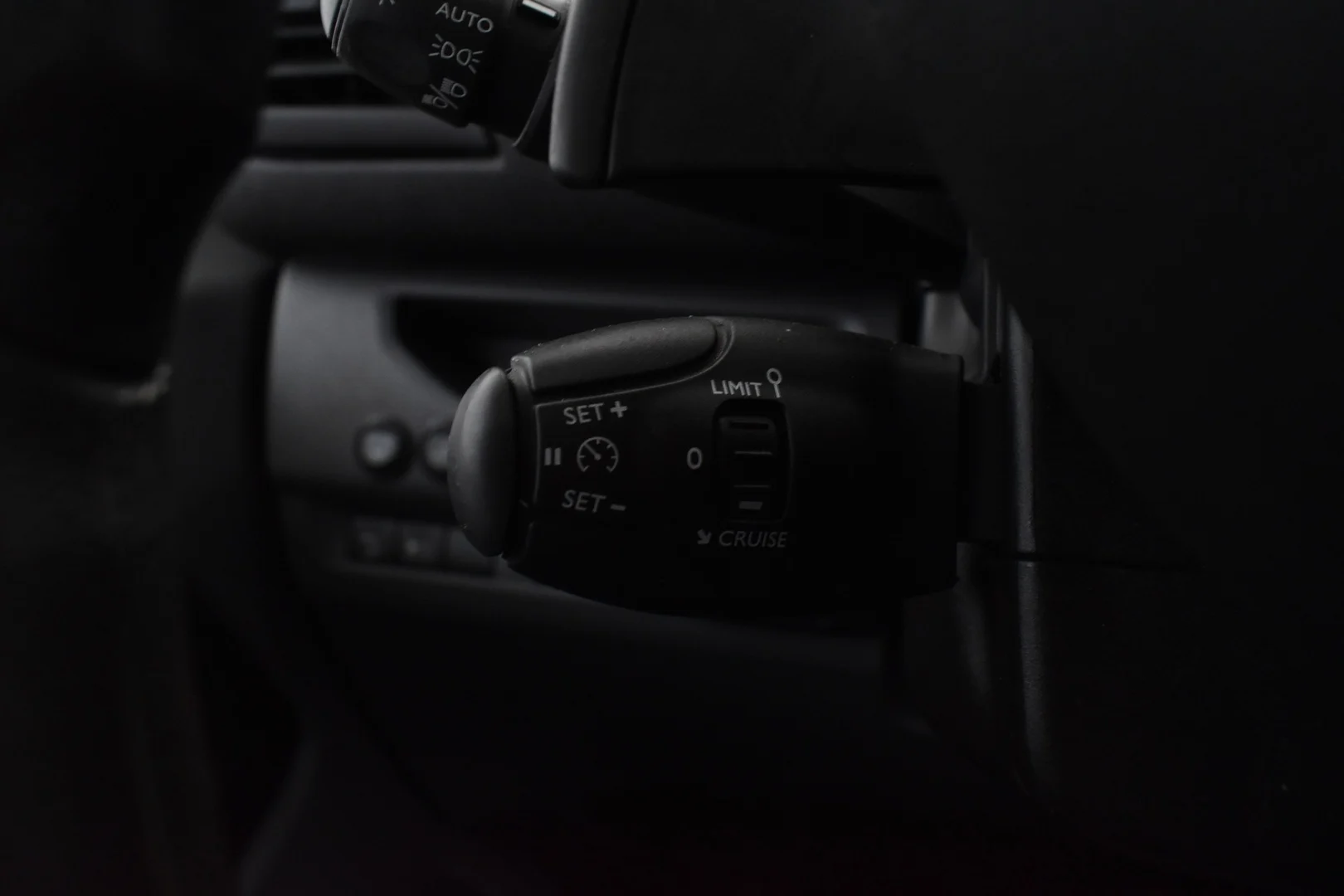 Car Image - 588g4bX2M0qFKXxNiwTjkh