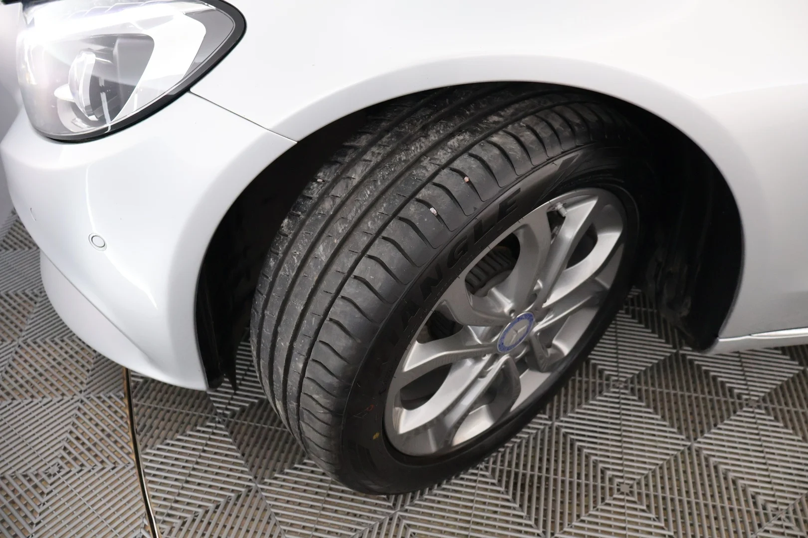 Car Image - 7eYXHj2SJM3WF3jWG1NQeu