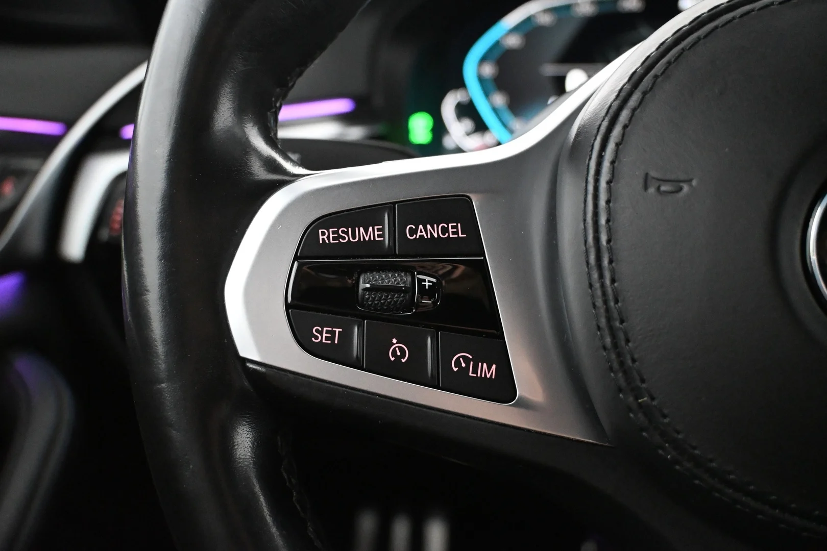 Car Image - 1EwHnLJSdQtrx51w5MzIRE