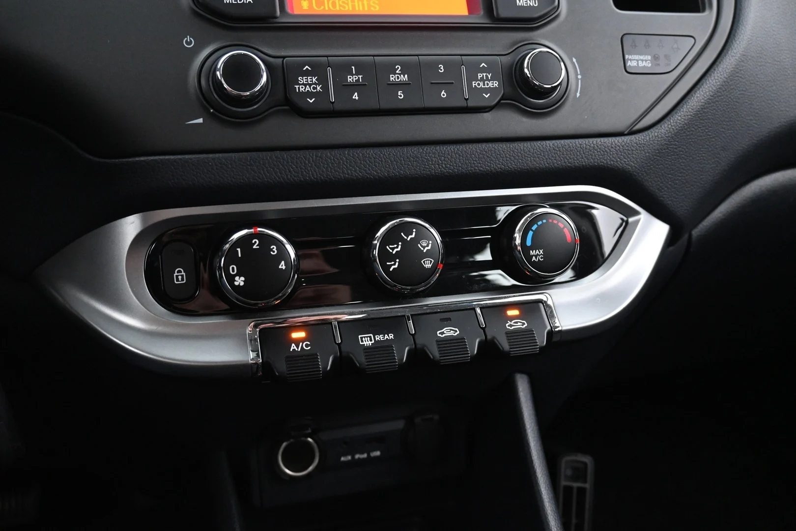 Car Image - 01Q0qOp04LlrnUmCbEg7RO