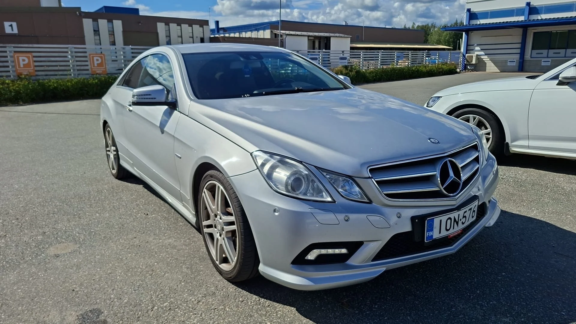 Car Image - 6Q1FhLl2etTAlYeC9n5cUZ