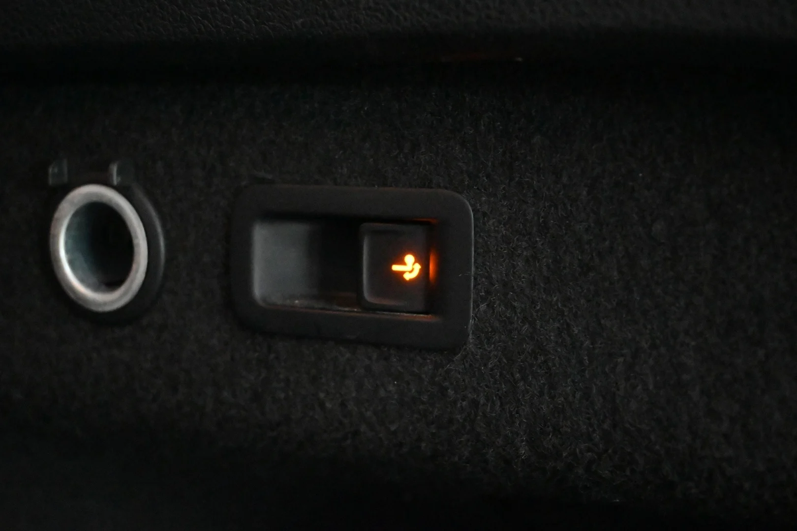 Car Image - 3dCPa0ndZEOKcA55WlgSTC