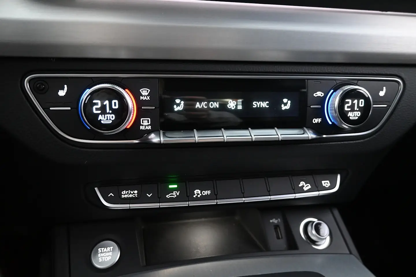 Car Image - 4zbPm4vRVrq6N3fWfcxmsj