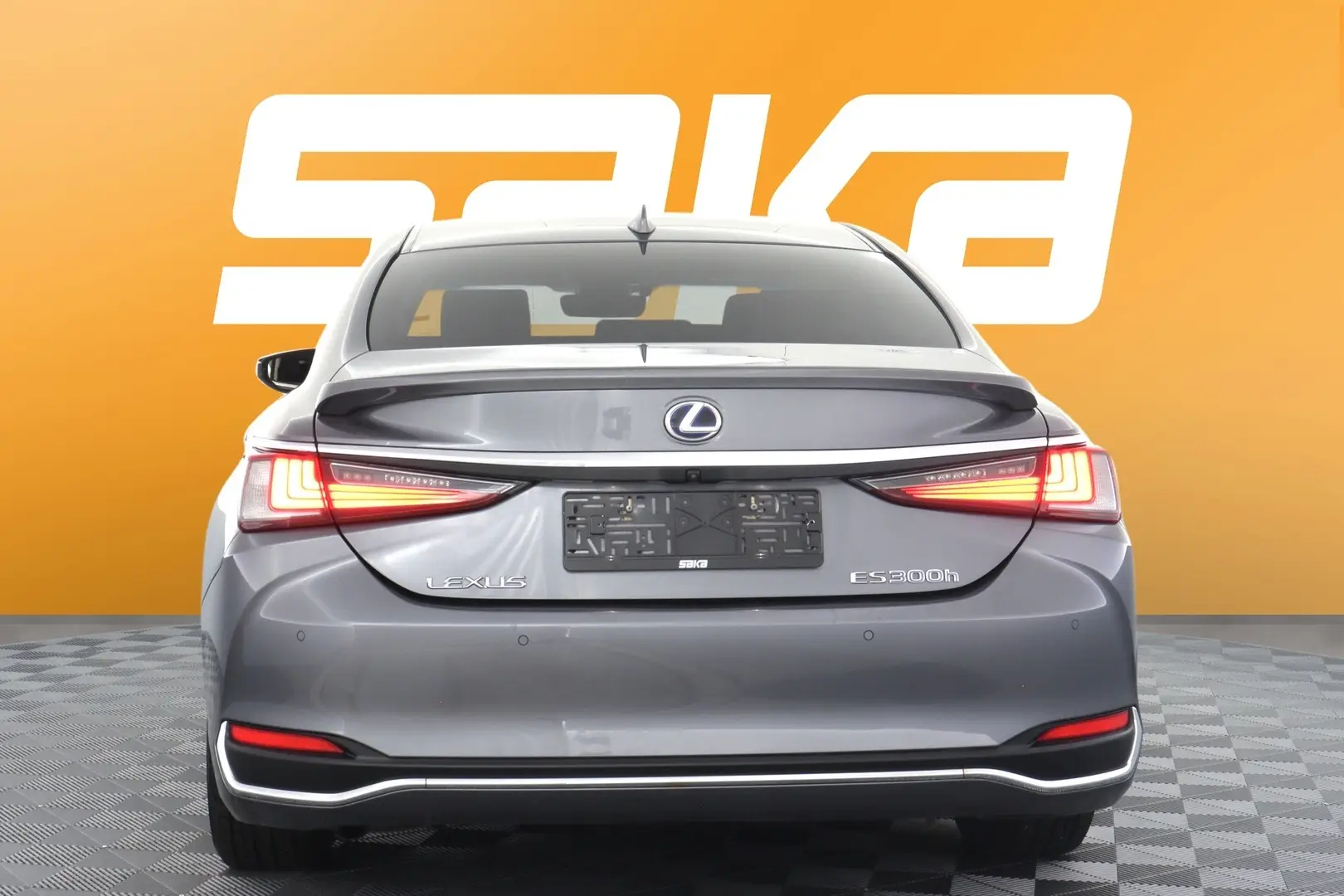 Car Image - iDVTGOn2b5sG4IIegPqFf